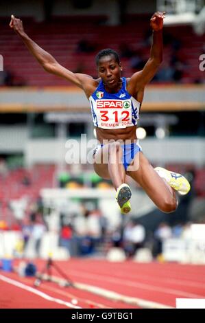 Athletics - Spar European Cup - Bremen. Italy's Fiona May in action in the women's long jump Stock Photo