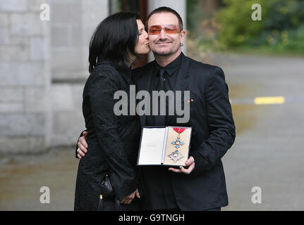 Bono receives honorary knighthood Stock Photo