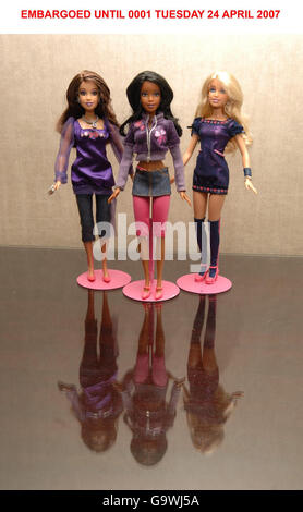 Sugababes Mattel Doll photocall - London Stock Photo