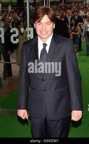 Mike Myers arrives for the UK Premiere of Shrek The Third at the Odeon Cinema in Leicester Square, central London. Stock Photo