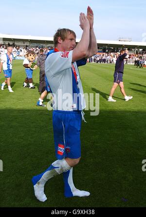 Hartlepool United's Ritchie Humphreys celebrates promotion following the Coca-Cola Football League Two match at Victoria Park, Hartlepool. Stock Photo