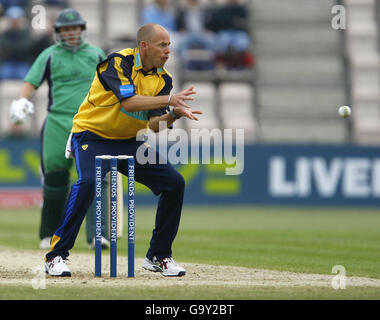 Hampshire's Billy Taylor during the match against Ireland in the Friends Provident Trophy at the Rose Bowl in Southampton. Stock Photo