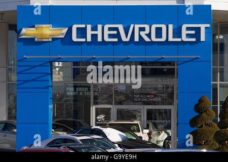 Kingston, Ontario, CANADA. 6th Jan, 2016. The General Motors dealership in Kingston, Ont., on Wednesday Jan. 6, 2016. © Lars Hagberg/ZUMA Wire/Alamy Live News Stock Photo