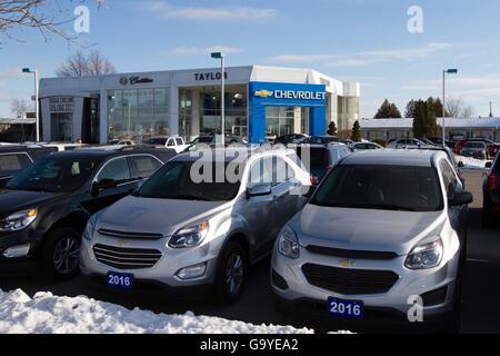 Kingston, Ontario, CANADA. 6th Jan, 2016. A GM cars at the General Motors dealership in Kingston, Ont., on Wednesday Jan. 6, 2016. © Lars Hagberg/ZUMA Wire/Alamy Live News Stock Photo