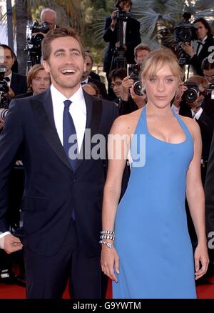 Chloe Sevigny and Jake Gyllenhaal arrive for the premiere of Zodiac at the Palais De Festival. Picture date: Thursday 17 May, 2007. Photo credit should read: Anthony Harvey/PA Wire Stock Photo