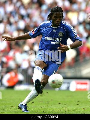 DIDIER DROGBA CHELSEA V MANCHESTER UNITED WEMBLEY STADIUM LONDON ...