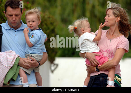 Gerry and Kate McCann take their daughter Amelie and son Sean to the creche in Praia Da Luz, Portugal. Stock Photo