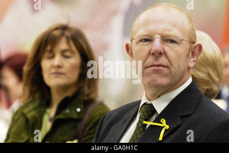 Diane McCann and John McCann, aunt and uncle of Madeleine McCann, during a vigil at the Scottish Exhibition and Conference Centre (SECC) in Glasgow. Stock Photo