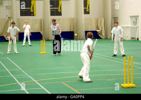 The Guard of Honour have a nets session in the Ken Barrington cricket centre as they wait for the rain to pass at the Brit Oval Stock Photo