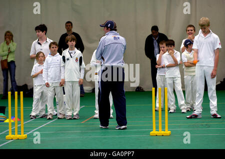 The Guard of Honour have a nets session in the Ken Barrington cricket centre as they wait for the rain to pass at the Brit Oval Stock Photo