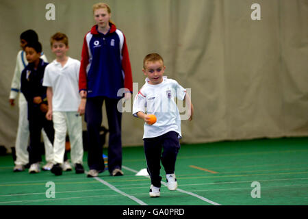 The Guard of Honour have a nets session in the Ken Barrington cricket centre as they wait for the rain to pass at the Brit Oval Stock Photo