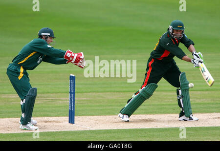 Cricket - Friends Provident Trophy - North Conference - Leicestershire v Nottinghamshire - Oakham School. Leicestershire's HD Ackerman in action during the Friends Provident Trophy North Conference match at Oakham School. Stock Photo