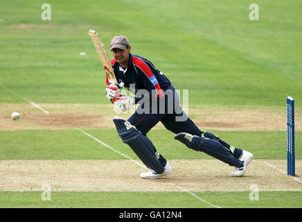 Cricket - Friends Provident Trophy - Southern Conference - Middlesex Crusdaders v Sussex - Lord's Stock Photo