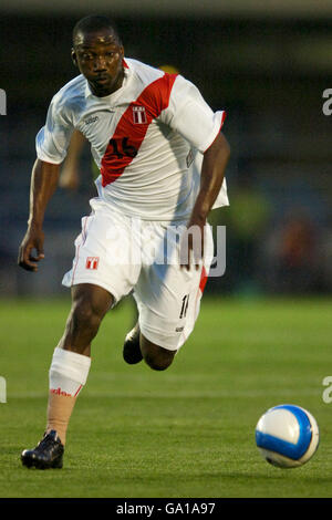 Soccer - International Friendly - Ecuador v Peru - Estadio Mini. Andres Mendoza, Peru Stock Photo