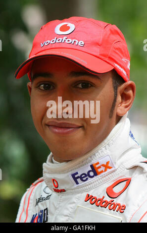 Formula 1 racing driver Lewis Hamilton at the launch of the Vodaphone mobile internet in central London. Stock Photo