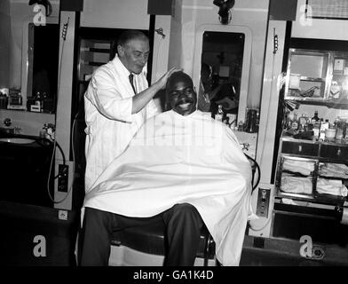 rubin carter american boxer rubin carter american boxer