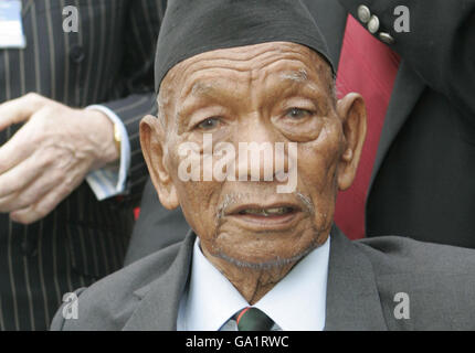 Tul Bahadur Pun VC, an 84-year-old Gurkha Veteran who won the Victoria Cross in Burma on 23 June 1944, arrives at Heathrow from Delhi, he was initially barred from entering the UK. Stock Photo