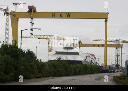 Travel stock - Belfast City - Ireland. General view of Harland and Wolff shipyard in Belfast Stock Photo