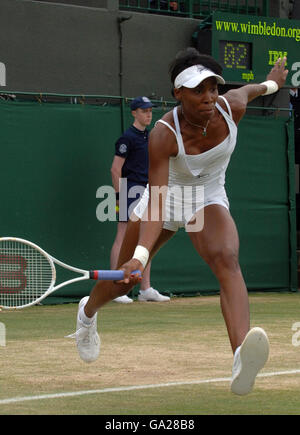 Tennis - Wimbledon Championships 2007 - Day Seven - All England Club Stock Photo