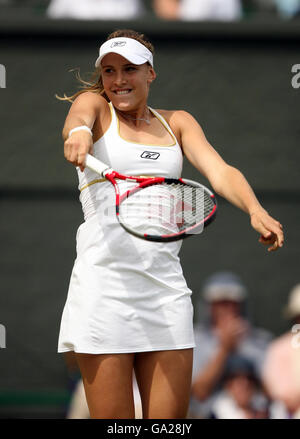 Nicole Vaidisova celebrates victory over against Amelie Mauresmo Stock Photo