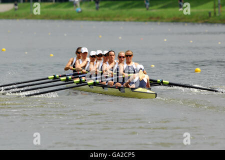 (front to back) Great Britain's Caroline O'Conner, Louisa Reeve, Katie Greves, Natasha Page, Beth Rodford, Jessica-Jane Eddie, Georgina Menheneott, Carla Ashford and Baz Moffat compete in the women's eight - heat 1 Stock Photo