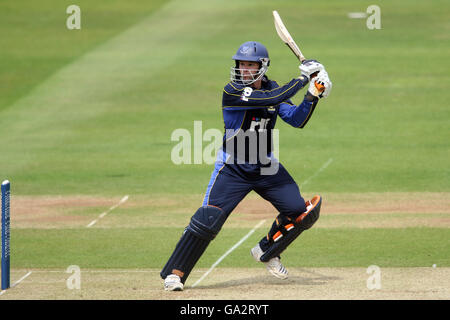 Cricket - Friends Provident Trophy - Middlesex Crusaders v Sussex Sharks - Lord's. Sussex Sharks' Richard Montgomerie during the Friends Provident Trophy Southern Conference match at Lord's, London. Stock Photo