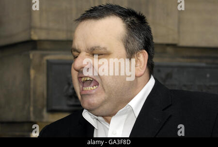 aul Kernochan partner of abuse victim Dana Fowley talks to the press outside Edinburgh High Court following the sentencing of two of Dana's abusers. Stock Photo