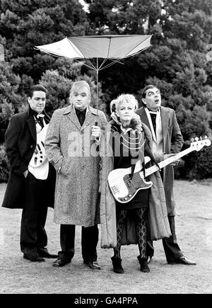 Entertainment - Comedian Mel Smith and Pamela Gay-Rees Stock Photo - Alamy