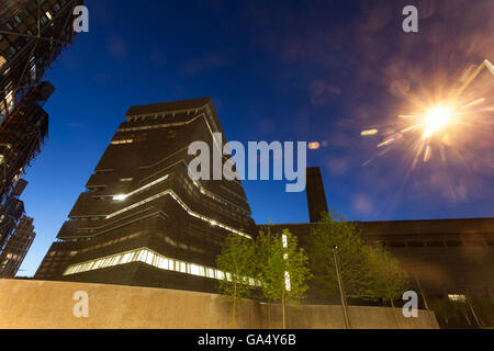 Tate Modern Extension - Switch House at twilight - Bankside, London Stock Photo