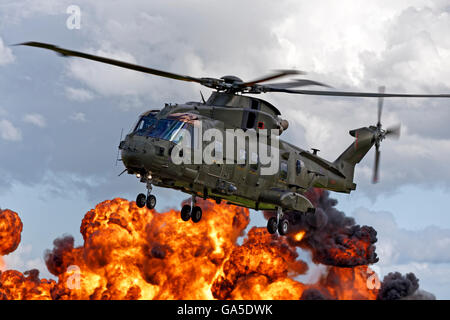 RNAS Yeovilton, Somerset, UK. 2nd July, 2016. An AgustaWestland Merlin HC3 helicopter takes part in the Commando Assault Demo Finale at the Royal Naval Air Station Yeovilton Air Day 2016 Credit:  Andrew Harker/Alamy Live News Stock Photo
