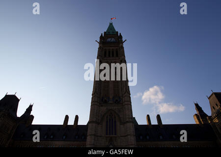 Ottawa, Ontario, Canada. 26th July, 2015. Parliament Hill in Ottawa Ont., on Sunday Jul. 26, 2015. © Lars Hagberg/ZUMA Wire/Alamy Live News Stock Photo