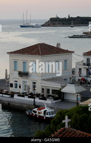 Spetses Island, Greece. 1st July, 2016. Houses along the coast at Spetses island Greece Saronic Golf © Aristidis Vafeiadakis/ZUMA Wire/Alamy Live News Stock Photo