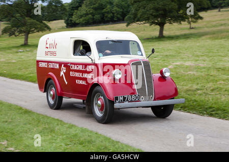 Leighton Hall Classic Car Rally, Carnforth, Lancashire, UK.  3rd July, 2016.  The annual classic car rally takes place at the magnificent Leighton Hall in Carnforth in Lancashire.  British classic sports cars ranging from MG's to American muscle cars like the Dodge Vipers & Ford Mustangs.  The spectator event drew thousands of visitors to this scenic part of the country on the north west coast of England.  Credit:  Cernan Elias/Alamy Live News Stock Photo