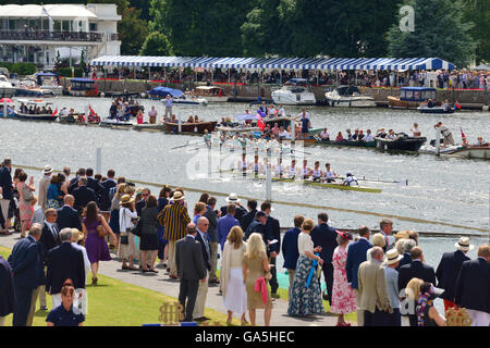Henley-on-Thames, UK. 3rd July, 2016. Lucky 13 for Eton -In the Princess Elizabeth Challenge Cup it was defending Champions St Paul's against 2014 winners Eton. Between them the schools have 18 victories and it was Eton who took their tally to 13 with a clear victory Copyright Gary Blake/Alamy Live. News Stock Photo