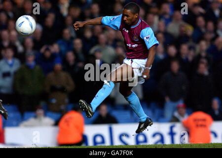 Soccer - AXA FA Cup - Fourth Round - Chelsea v West Ham United. West Ham United's Jermain Defoe in action against Chelsea Stock Photo