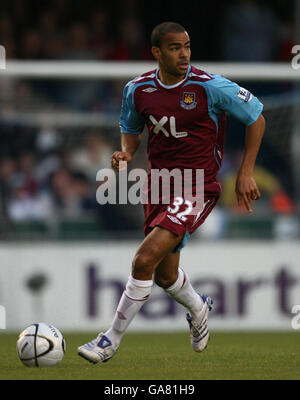 Soccer - Carling Cup - Second Round - Bristol Rovers v West Ham United - Memorial Stadium. West Ham United's Kieron Dyer before he was carried off during the Carling Cup Second Round match at the Memorial Stadium, Bristol. Stock Photo