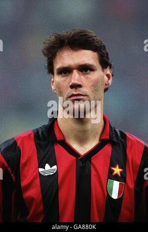 Marco van basten ac milan hi-res stock photography and images - Alamy