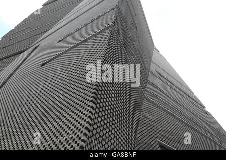 Sharp lines and angles define the design of the new wing of Tate Modern in London. Stock Photo