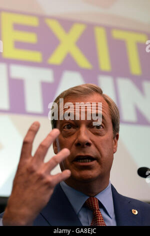 Ukip leader Nigel Farage announces he is resigning as party leader during a speech at The Emmanuel Centre in London. Stock Photo