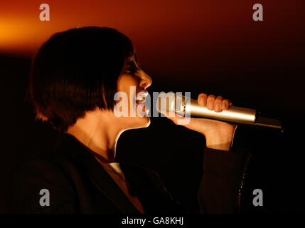 Natalie Imbruglia performs her new single Glorious at an exclusive iTunes gig in the Apple Store, central London. Stock Photo