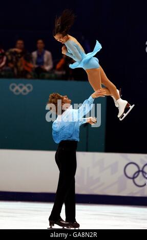 USA's Kyoko Ina and partner John Zimmerman in action in the pairs free programme Stock Photo