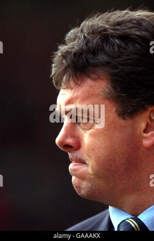 Soccer - FA Barclaycard Premiership - Aston Villa v Leeds United. David O'Leary, Leeds United Manager Stock Photo