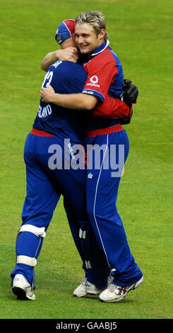 England's Luke Wright celebrates his catch of India's Gautam Gambhir with Matthew Prior during the Seventh NatWest One Day International at Lord's, London. Stock Photo