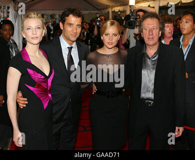 AP OUT (From left to right) Cate Blanchett, Clive Owen, Abbie Cornish and Geoffrey Rush arrive for the premiere of new film Elizabeth:The Golden Age at the Roy Thompson Hall in Toronto, Canada, during the Toronto International Film Festival. Picture date: Sunday September 9, 2007. Photo credit should read: Ian West/PA Wire Stock Photo