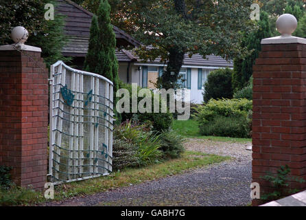 Raid on soap star's house Stock Photo