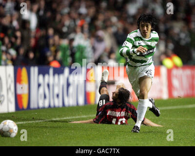 Soccer - UEFA Champions League - Group D - Celtic v AC Milan - Celtic Park Stock Photo