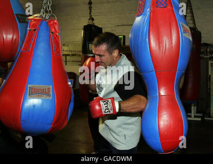 Boxing - Scott Harrison Photo Call - Phoenix Amateur Boxing Club. Scotland's Scott Harrison during a photo call at the Phoenix Amateur Boxing Club in Glasgow. Stock Photo