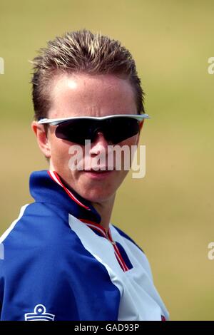 Cricket - Women's International Friendly - New Zealand v England. England's Mandie Godliman Stock Photo