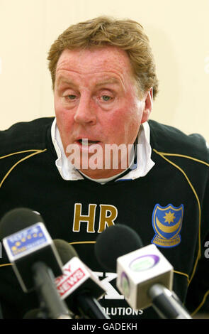 Redknapp arrested in corruption probe Stock Photo