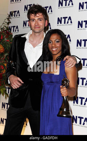 David Tennant and Freema Agyeman from Dr Who receive the award for Most Popular Drama, backstage during the National Television Awards 2007, Royal Albert Hall, London. Stock Photo